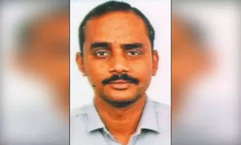 துரைப்பாக்கத்தில் 7-வது மாடியில் இருந்து குதித்து என்ஜினீயர் தற்கொலை - போலீசார் விசாரணை