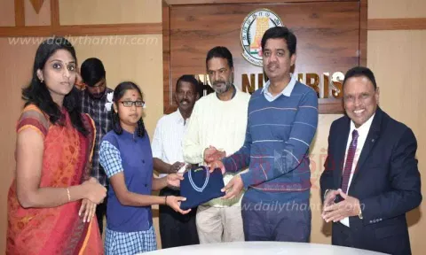 ஊட்டியில் மக்கள் குறைதீர்க்கும் கூட்டம்-கலெக்டர் அம்ரித் தலைமையில் நடந்தது