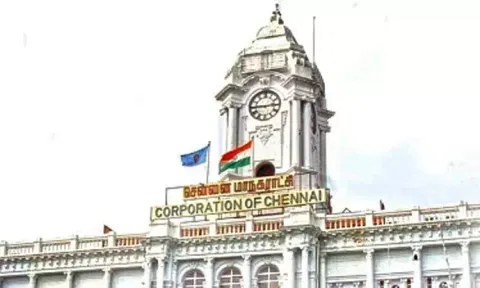 சாலைகளின் பெயர் பலகைகளில் சுவரொட்டிகள் ஒட்டினால் அபராதம் - சென்னை மாநகராட்சி எச்சரிக்கை