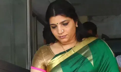 கொலை முயற்சி குற்றச்சாட்டு: சரிதா நாயர் ரத்த மாதிரிகள் டெல்லிக்கு அனுப்பி வைப்பு