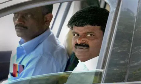 ஜெயலலிதா மரண விசாரணை அறிக்கை: விஜயபாஸ்கர் குறித்த பத்திகளுக்கு விதித்த இடைக்கால தடையை நீக்க மதுரை ஐகோர்ட்டு மறுப்பு