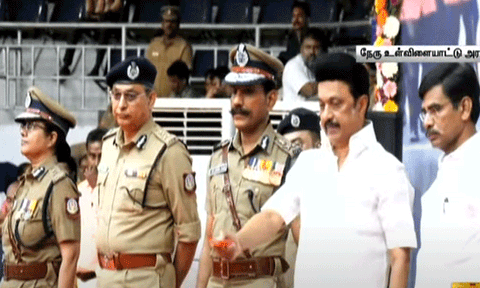 மகளிர் காவலர்கள் பொன்விழாவில் 'அவள்' திட்டத்தை தொடங்கி வைத்தார் முதல் அமைச்சர் மு.க. ஸ்டாலின்