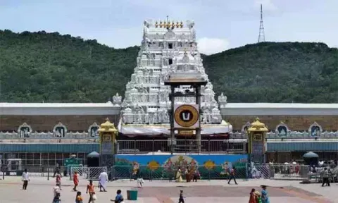 திருப்பதி தேவஸ்தானத்திற்கு மின்சார பேருந்துகள் நன்கொடை..!