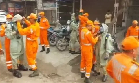 பஞ்சாப் மாநிலம் லூதியானாவில் தொழிற்சாலையில் வாயுக்கசிவு; 11 பேர் உயிரிழப்பு