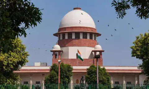 தஞ்சை பள்ளி மாணவி வழக்கு - சுப்ரீம் கோர்ட்டில் தமிழக அரசு பதில் மனு தாக்கல்