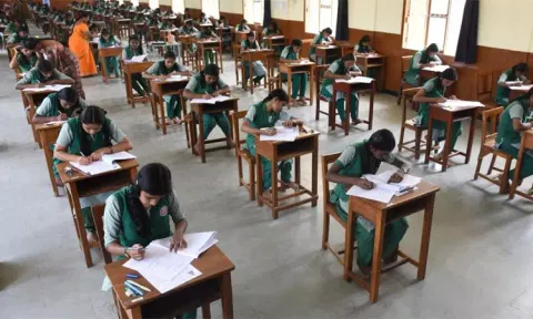 10-ம் வகுப்பு துணைத்தேர்வுக்கு வரும் 23-ம் தேதி முதல் விண்ணப்பிக்கலாம்..!