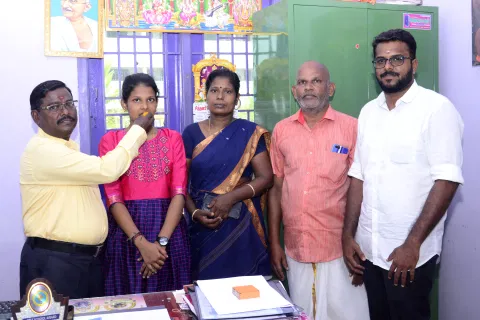 மார்டன் மெட்ரிகுலேஷன் பள்ளி 100 சதவீதம் தேர்ச்சி பெற்று சாதனை