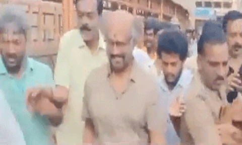 திருவண்ணாமலை அண்ணாமலையார் கோயிலில் நடிகர் ரஜினிகாந்த் சாமி தரிசனம்