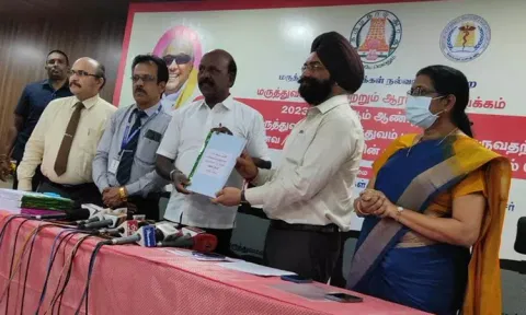 மருத்துவ படிப்புக்கான தரவரிசை பட்டியல் வெளியீடு - சேலம் மாணவி முதலிடம்