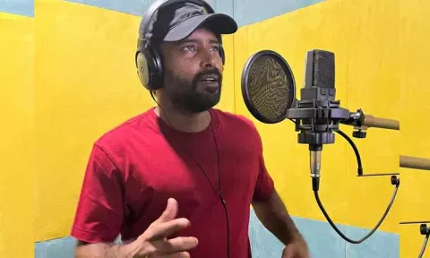 'தண்டகாரண்யம்' படத்தின் டப்பிங் பணிகளை தொடங்கிய 'அட்டகத்தி' தினேஷ்