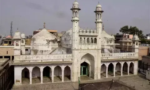 ஞானவாபி மசூதியில் 2 ஆவது நாளாக தொல்லியல்துறையினர் ஆய்வு