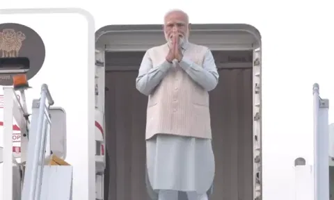 'பிரிக்ஸ்' உச்சி மாநாடு; தென் ஆப்பிரிக்கா புறப்பட்டார் பிரதமர் மோடி