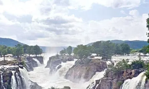 காவிரியில் விநாடிக்கு 24 ஆயிரம் கன அடி நீர் திறக்க வலியுறுத்துவோம்: தமிழக அதிகாரிகள் தகவல்