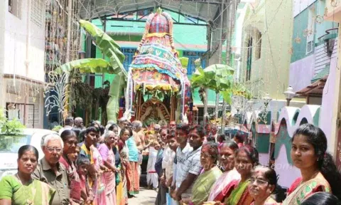 லட்சுமி ஹயக்ரீவர் கோவில் தேரோட்டம்