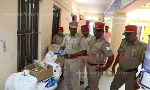 புகையிலை பொருட்கள் விற்ற 3 பேர் கைது