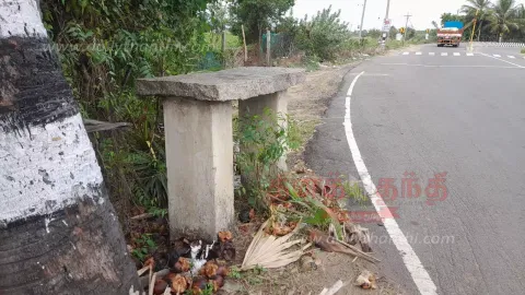 பழமையான சுமைதாங்கி கல்லை பாதுகாக்க வேண்டும்