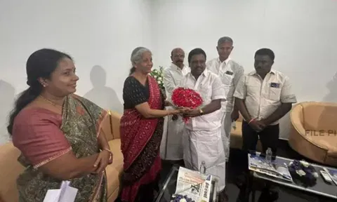 மத்திய மந்திரி நிர்மலா சீதாராமனுடன் அதிமுக எம்.எல்.ஏ.க்கள் சந்திப்பு