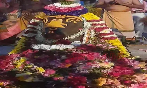 பல்வேறு பகுதிகளில் உள்ள ஈஸ்வரன் கோவில்களில் பிரதோஷ வழிபாடு