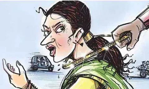 ஆசிரியை பயிற்சி மாணவியிடம் 9 பவுன் சங்கிலி பறிப்பு