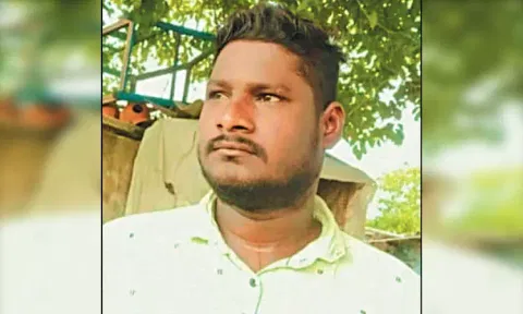குடிநீர் குழாய் பதிக்க பள்ளம் தோண்டியபோது சுவர் இடிந்து விழுந்து வாலிபர் பலி
