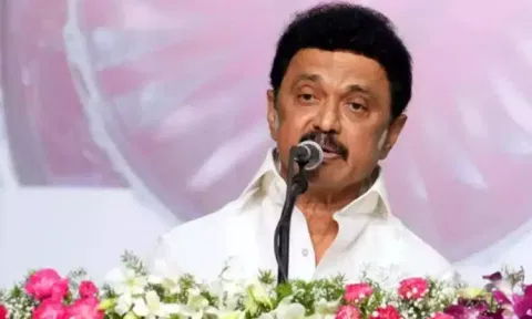 கவர்னரை மாற்றி விடாதீர்கள்: முதல்-அமைச்சர் மு.க.ஸ்டாலின் கோரிக்கை