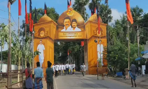 திருவள்ளூரில் சென்னை மண்டல திமுக வாக்குச்சாவடி பொறுப்பாளர்கள் பயிற்சி பாசறை கூட்டம்