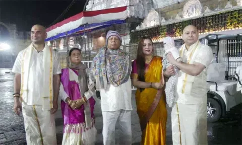 திருப்பதியில் பீகார் முன்னாள் முதல்-மந்திரி லாலு பிரசாத் யாதவ் சாமி தரிசனம்