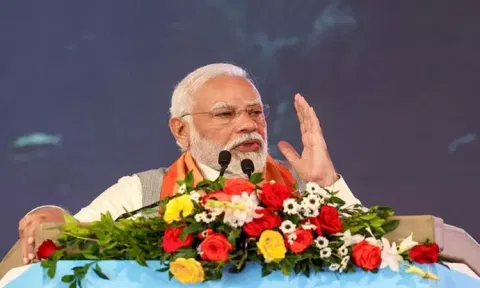 இந்தியாவின் மிக நீளமான கடல் பாலம் : பிரதமர் மோடி நாளை திறந்து வைக்கிறார்