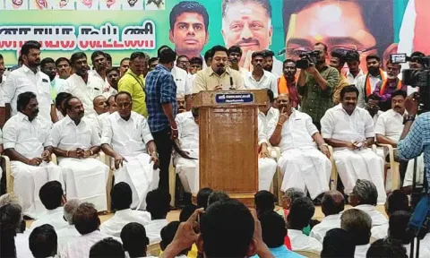 தி.மு.க.வும் அ.தி.மு.க.வும் கள்ளக் கூட்டணி - டி.டி.வி. தினகரன் குற்றச்சாட்டு