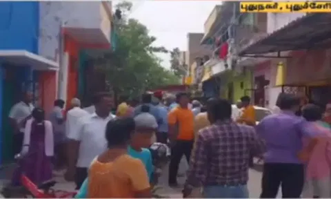 புதுச்சேரியில் விஷவாயு தாக்கி 3 பேர் உயிரிழந்த பகுதியில் மேலும் ஒருவர் மயக்கம்