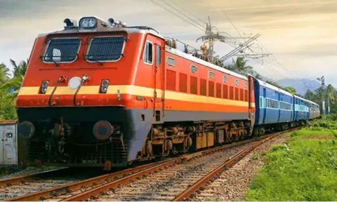 நெல்லை - மேட்டுப்பாளையம் ரெயில் மேலும் 3 மாதங்களுக்கு நீட்டிப்பு