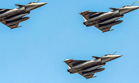 சென்னை மெரினாவில் விமான சாகசம் - பொதுமக்கள் நேரில் கண்டு ரசிக்க ஏற்பாடு