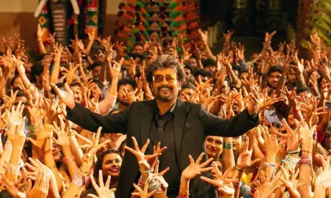 வெளியானது ரஜினியின் 'வேட்டையன்'... திரையரங்குகளில் திருவிழா கொண்டாட்டம் !