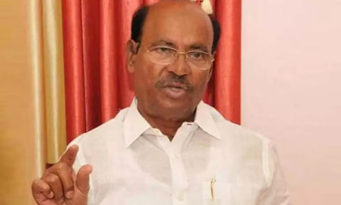 9 ஆண்டுகளாக வழங்கப்படாத தொல்காப்பியர் விருதுகளை உடனே வழங்குக - ராமதாஸ் வலியுறுத்தல்