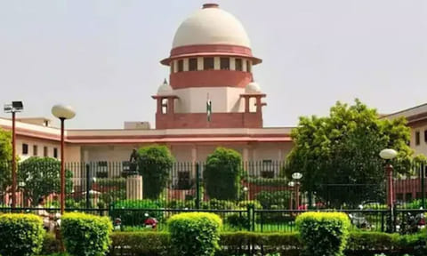 அண்ணாநகர் சிறுமி பாலியல் வன்கொடுமை வழக்கு: சிறப்பு அமர்வை அமைக்க சுப்ரீம் கோர்ட்டு உத்தரவு