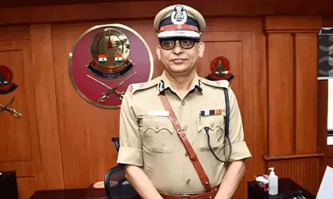 அனைத்து கோர்ட்டுகளிலும் துப்பாக்கி ஏந்திய போலீஸ் பாதுகாப்பு - டி.ஜி.பி. உத்தரவு