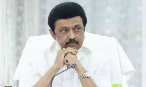 குவைத்தில் உயிரிழந்த 2 பேரின் குடும்பத்தினருக்கு நிதியுதவி - மு.க.ஸ்டாலின் அறிவிப்பு