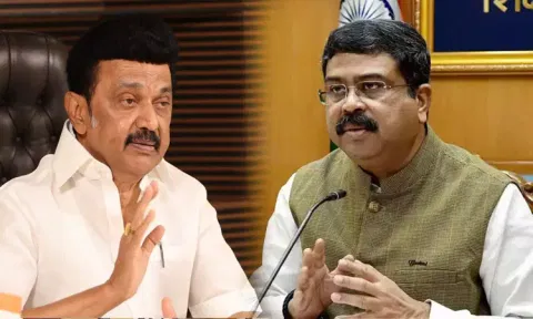 கல்வியில் அரசியலை புகுத்தாதீர்கள் - தர்மேந்திர பிரதான்