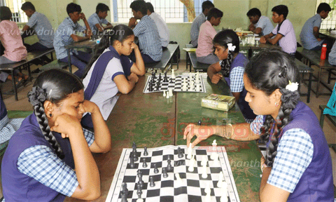 பள்ளிக்கல்வியில் செஸ் விளையாட்டை சேர்த்திடும் வகையில் உடற்கல்வி பாடத்திட்டம் - வெளியான முக்கிய அறிவிப்பு