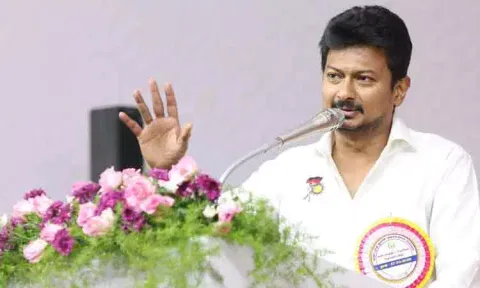 கோவையில் செயற்கை புல்வெளி ஹாக்கி மைதானம் அமைக்கும் பணி - உதயநிதி ஸ்டாலின் அடிக்கல் நாட்டினார்