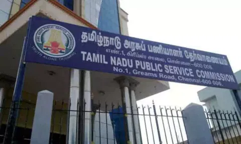 தமிழக அரசு துறைகளில் 330 காலிப்பணியிடங்களை நிரப்ப டி.என்.பி.எஸ்.சி. அறிவிப்பு வெளியீடு