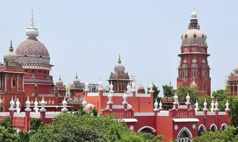 30 நாட்களில் பதில் அளிக்காவிட்டால் ரூ.25 ஆயிரம் அபராதம்; தமிழக அரசுக்கு சென்னை ஐகோர்ட்டு எச்சரிக்கை