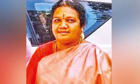 கணவர் கைது... மதுரை மேயர் ராஜினாமா?