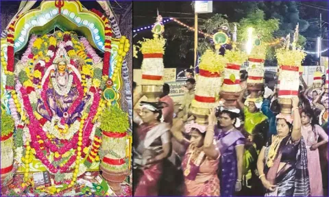 ராமேஸ்வரம் முத்துமாரியம்மன் கோவில் திருவிழா: முளைப்பாரியுடன் பெண்கள் ஊர்வலம்