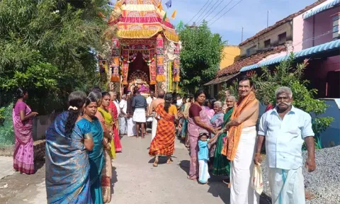 மெலட்டூர் விநாயகர் கோவில் தேரோட்டம்: ஏராளமான பெண்கள் தேர் இழுத்தனர்
