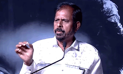 முதல் படத்திலேயே லாபத்தை யோசிக்காதீர்கள்.. புதிய இயக்குனர்களுக்கு ஆர்.கே.செல்வமணி அறிவுரை