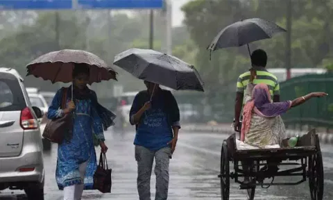 3 மாவட்டங்களில் மதியம் 1 மணி வரை மழைக்கு வாய்ப்பு
