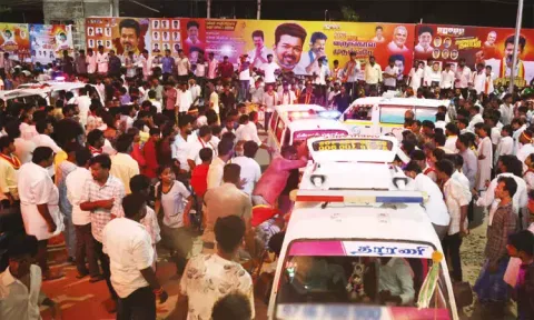 கரூர் கூட்ட நெரிசல் சம்பவம்; கோர்ட்டில் முறையிட த.வெ.க. முடிவு