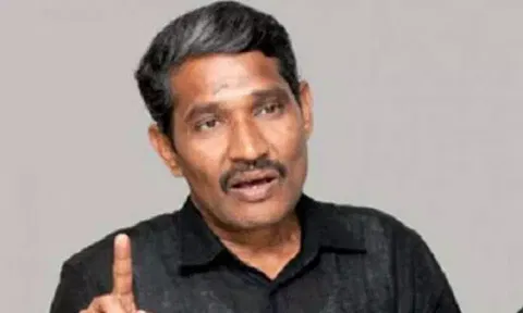 பொறுப்பிலிருந்து தப்பித்துக்கொள்ள கோர்ட்டை நாடுகிறார் விஜய்: வன்னி அரசு