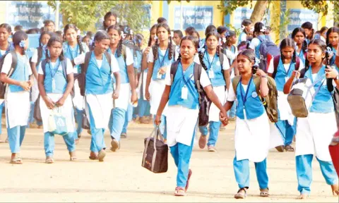தமிழ்நாட்டில் பள்ளிகளில் மாணவர் இடைநிற்றல் விகிதம் அதிகரிப்பு - புள்ளி விவரங்களில் தகவல்